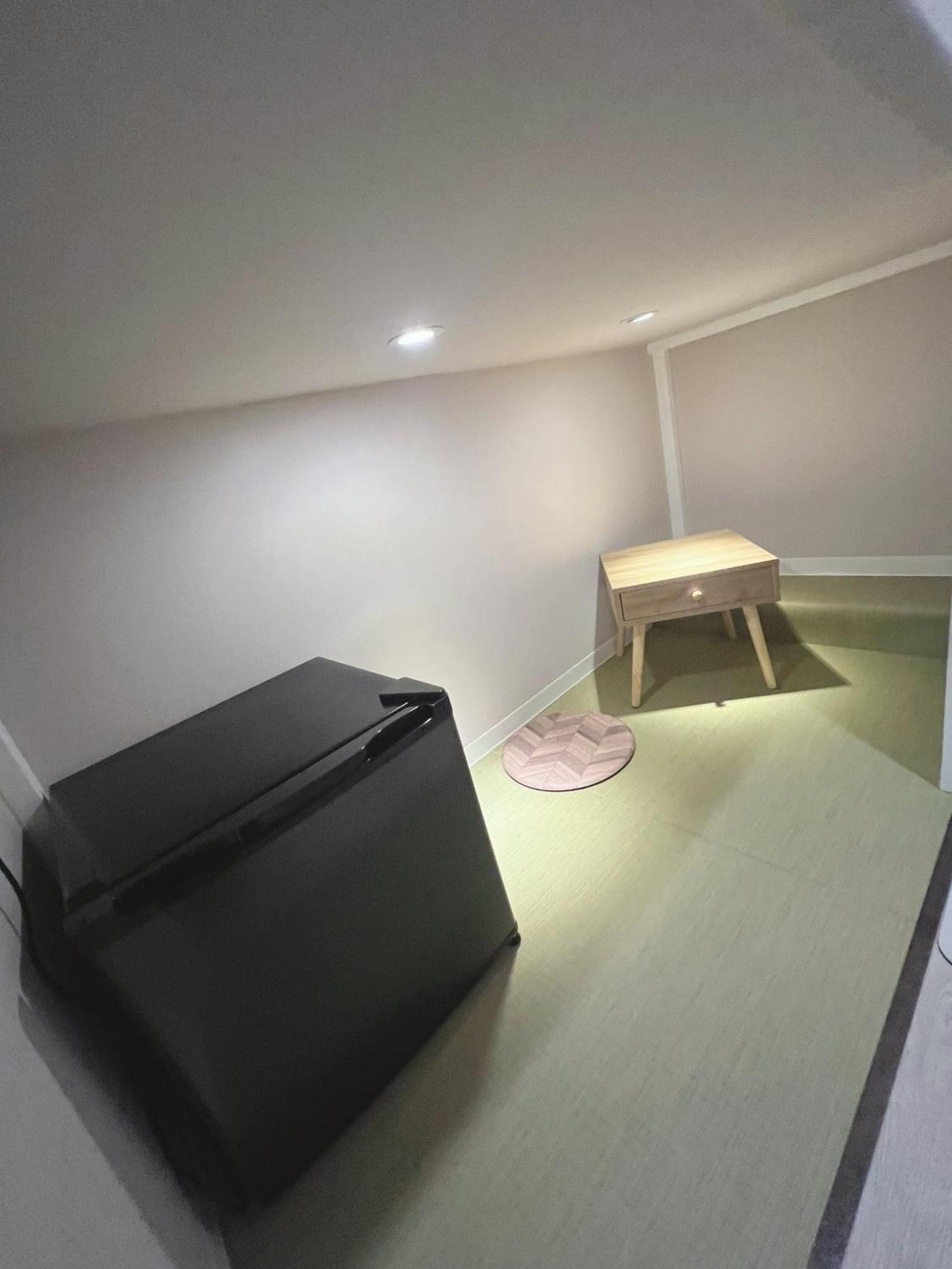 誠家　Makoto Hostel Токио Экстерьер фото